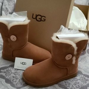 UGG Women's Bailey Button II Boot